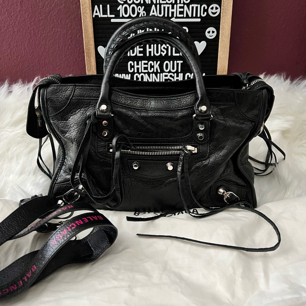 ❌ SOLD ❌ Balenciaga Agneau Classic with platinum hardware and logo strap
